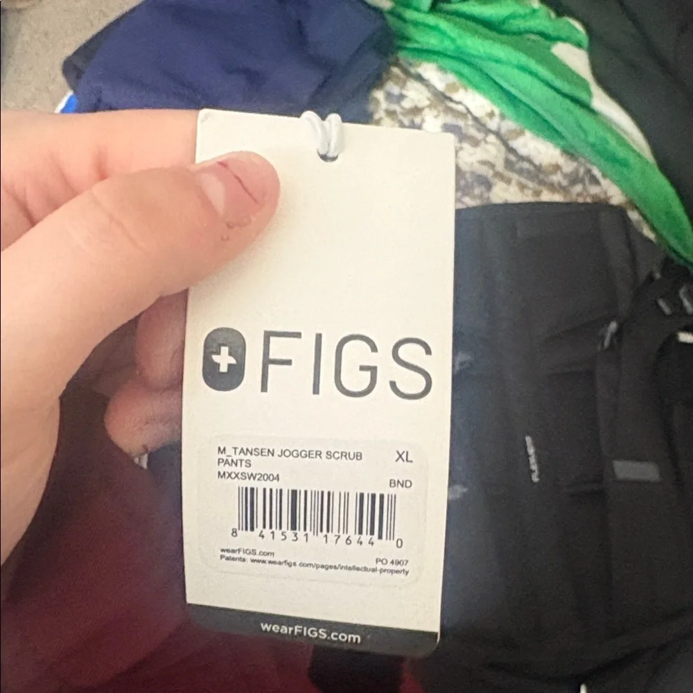Figs nwt men’s